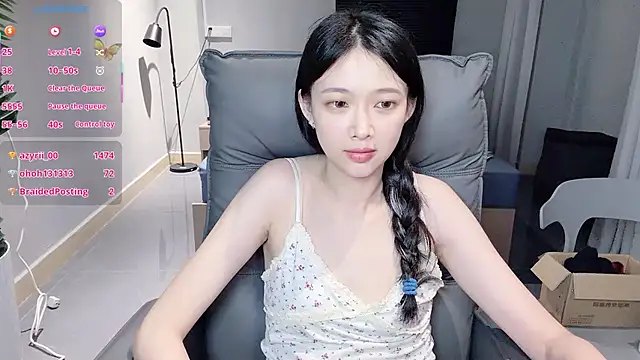 NiNi-baby520 webcam
