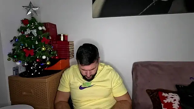 Gold_Alpha_Boy webcam