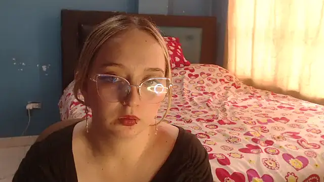 Liaroberts1 webcam