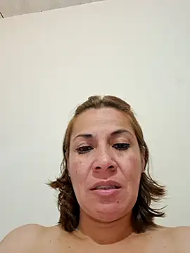 Webcam Model (Zaralu_)  is live.Free join now!