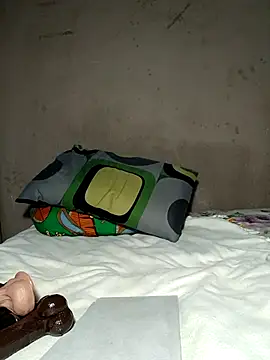 Webcam Model (khetyvile)  is live.Free join now!