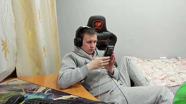 iliaskrislove webcam