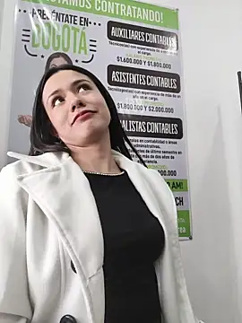 CHARLOTTE__05 webcam