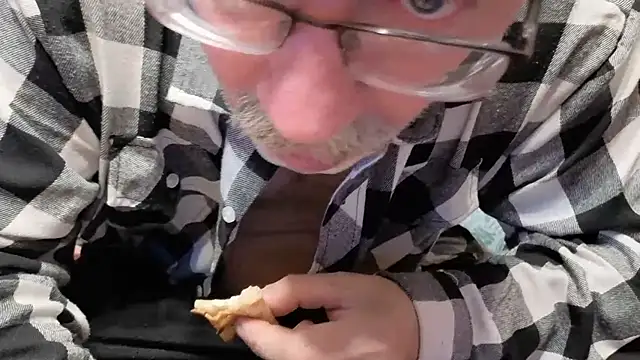 cumloverboyxx69 webcam