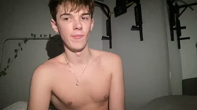 milk_guy (M twink) - buy new toy)