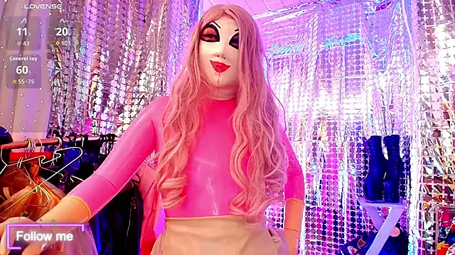 LatexDevil_Blondie webcam