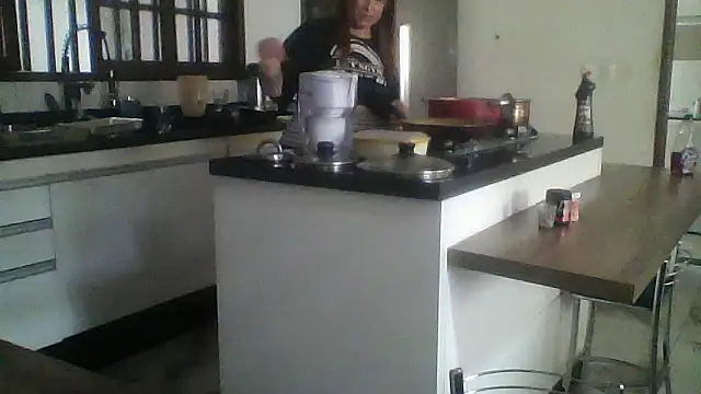 Sarahmonesexy webcam