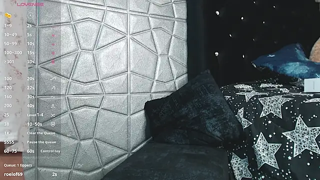 Camiila_Roman webcam