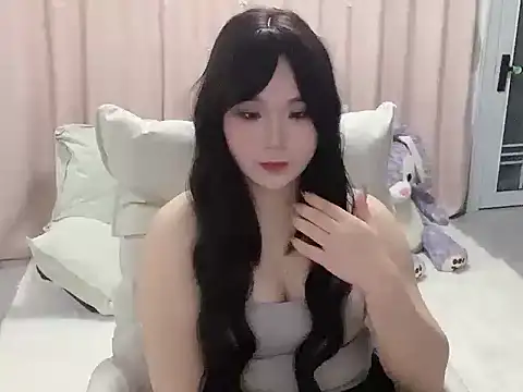 youyoumer- webcam stripchat model stream image