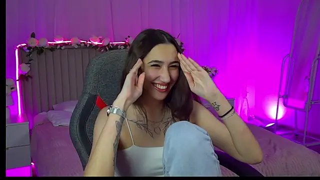 RebeckaThornton webcam