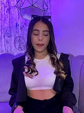 Webcam Model (AbyThompson)  is live.Free join now!