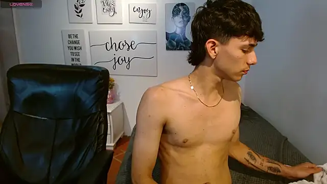 AmethystShadow17 webcam