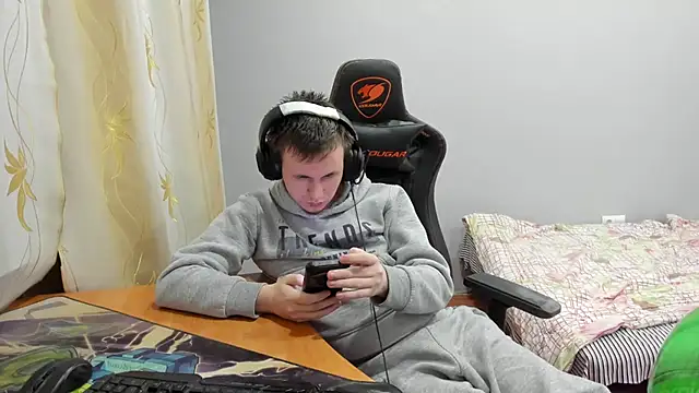 iliaskrislove webcam