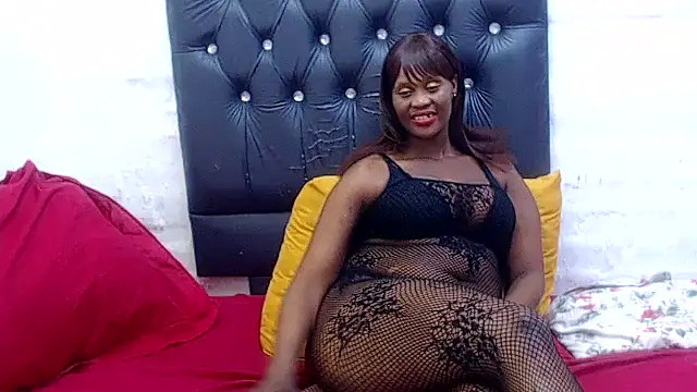 AUGUSTBLOOMxx webcam