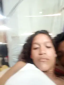 rachelbunny_and_kevin webcam