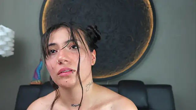 miss_sharlotte18 webcam