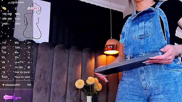 chelsea_bolton_ webcam