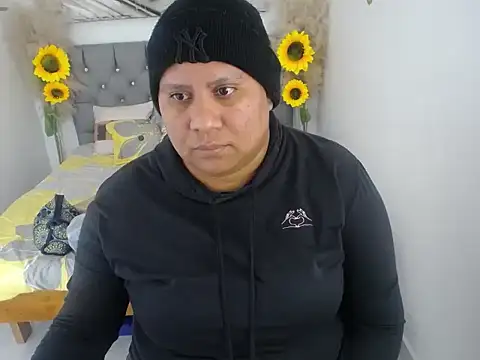 hotlesby_valery webcam