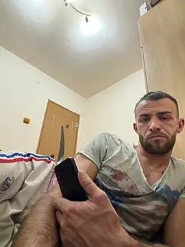 sexyman1936 webcam