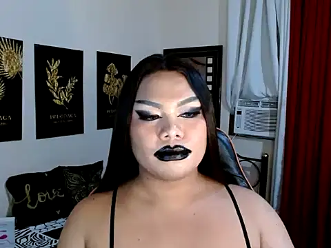 TSbrianaHugeCock webcam