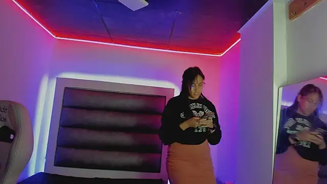 Andrea_brunnette webcam