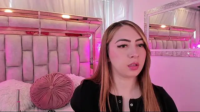 Katalina_Evans webcam