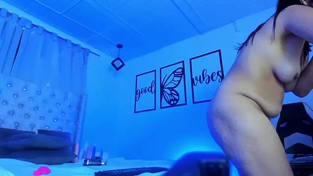 nicolee_millerr webcam