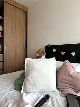 nicollemays - Nicollemays's free webcam - UK Sex Cams