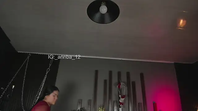 annie_barozzi webcam