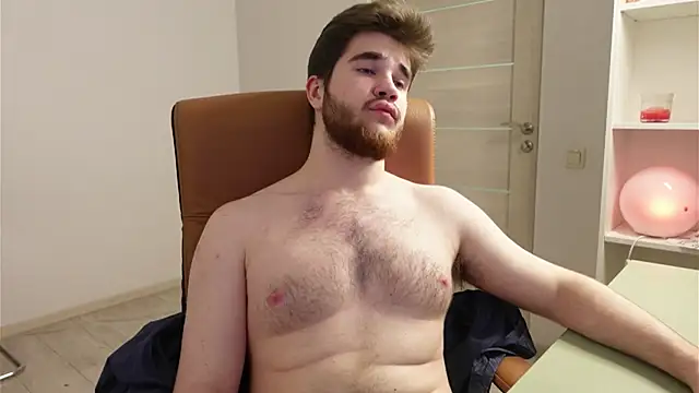 Mark_Maxim live cam screenshot male on VideoChat.work — Live Cam Directory