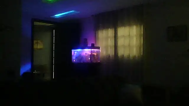 Sarahmonesexy webcam