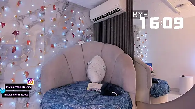 katemoss70 (F young) - 🍌SHOW THAT ASS