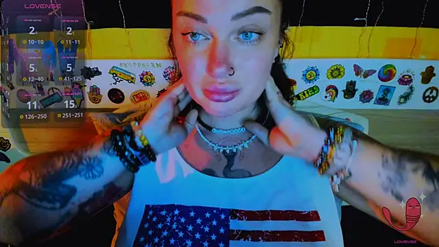 EllieOz webcam