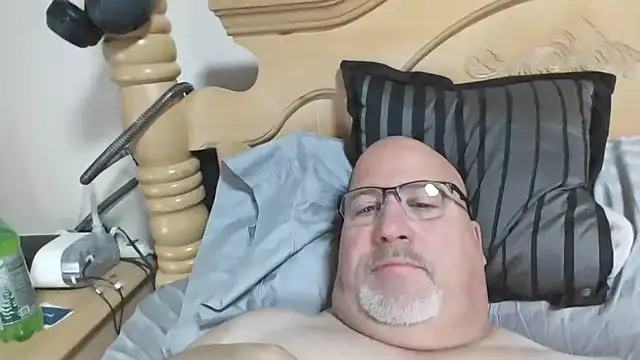 bigbear0563 (M grandpa) - #american #balds #cam2cam #cheap-privates #chunky #grandpas #hd #masturbation #small-audience #straight #white