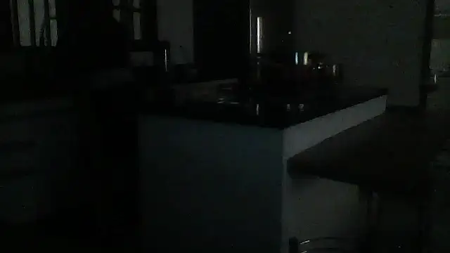 Sarahmonesexy webcam