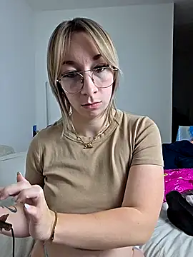 Giuliana_baby webcam