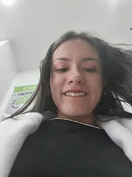 CHARLOTTE__05 webcam