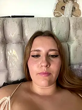 Cutie_blondie webcam