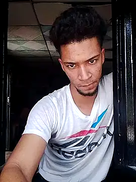 Rich_Boy_Activ webcam