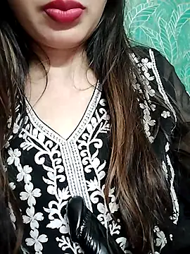 Webcam Model (Noor_Darliing)  is live.Free join now!