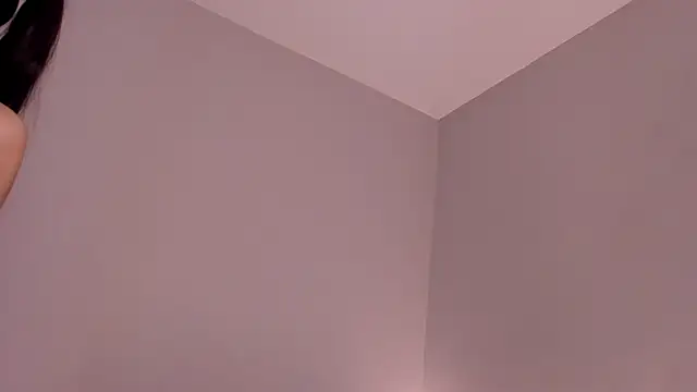 sara__jones_gh webcam