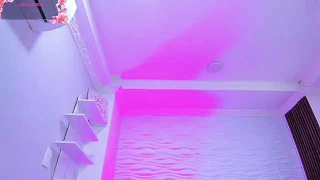 audreyhayworth (T young) - Big CumShot