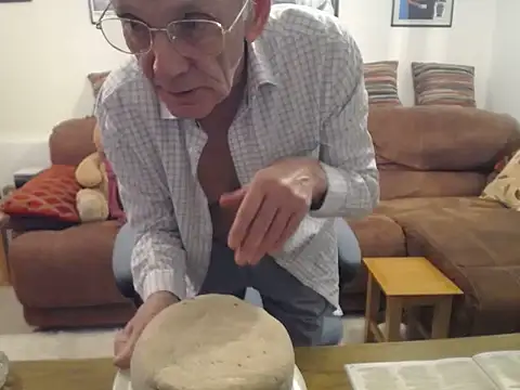 ferret7777 (M grandpa) - just to get enough tkns for min payout