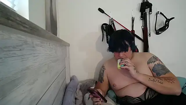 Julietserenity webcam