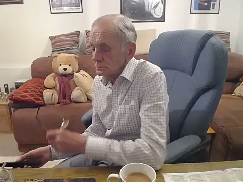 ferret7777 (M grandpa) - just to get enough tkns for min payout