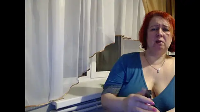 NikolRedMilf webcam