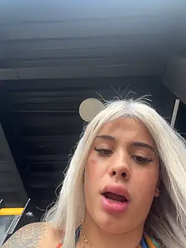 YouCandiSumisa webcam