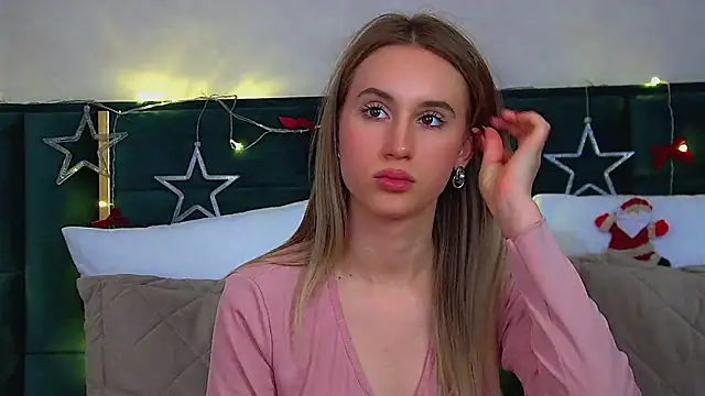 VictoriaHopsons webcam