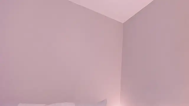 sara__jones_gh webcam