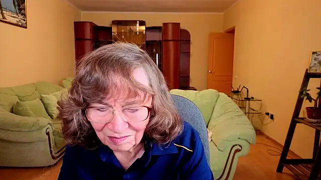 betty_brick - Betty_Brick's free webcam - UK Sex Cams